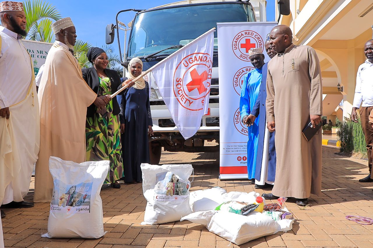 Red Cross Society of Uganda supports needy refugees during Ramadhan ...